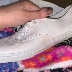 White vans, easily can be cleaned